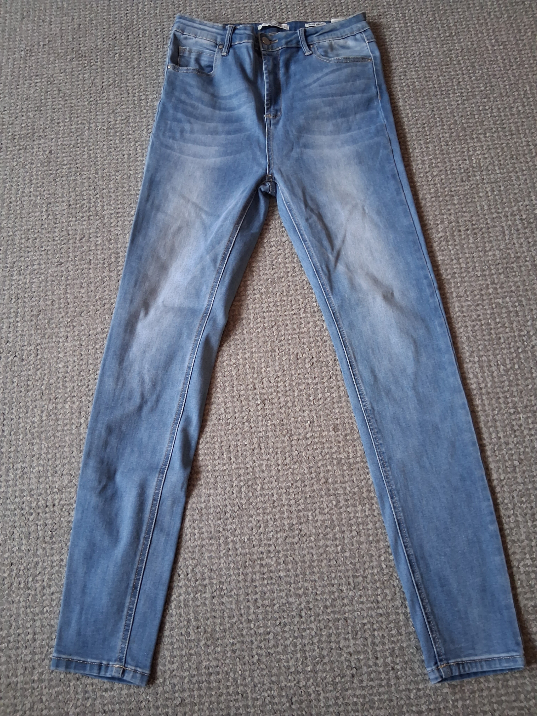 Damen Röhren Jeans, Größe L, High Waist in 39446 Staßfurt (Sachsen-Anhalt)