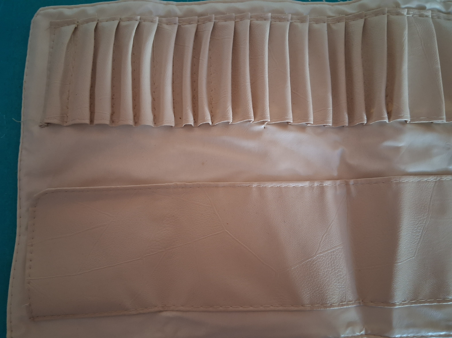 Pinsel Organizer Beige | Schminkaufbewahrung | Kosmetikbox in 39446 Staßfurt (Sachsen-Anhalt)