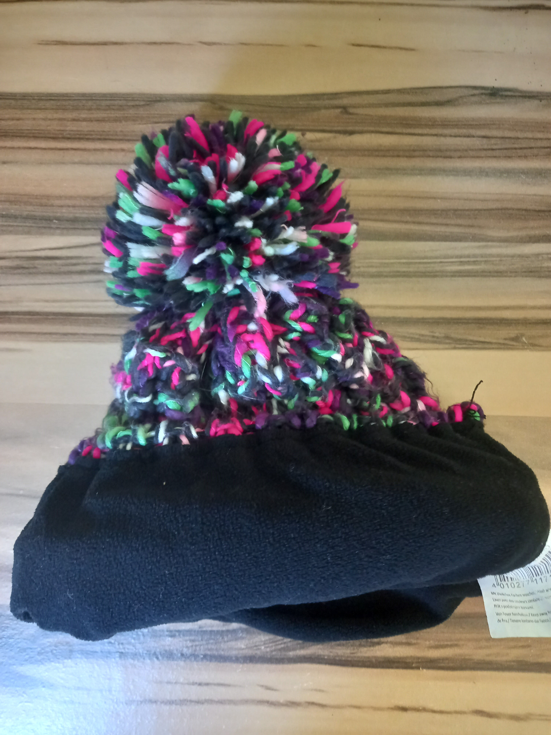 Mädchen Winter Bommel Mütze Größe one Size in Staßfurt  (Sachsen-Anhalt)
