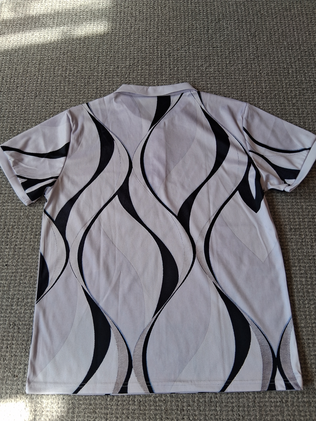 2 Herren T-shirts im Set Größe M und L in 39446 Staßfurt (Sachsen-Anhalt)