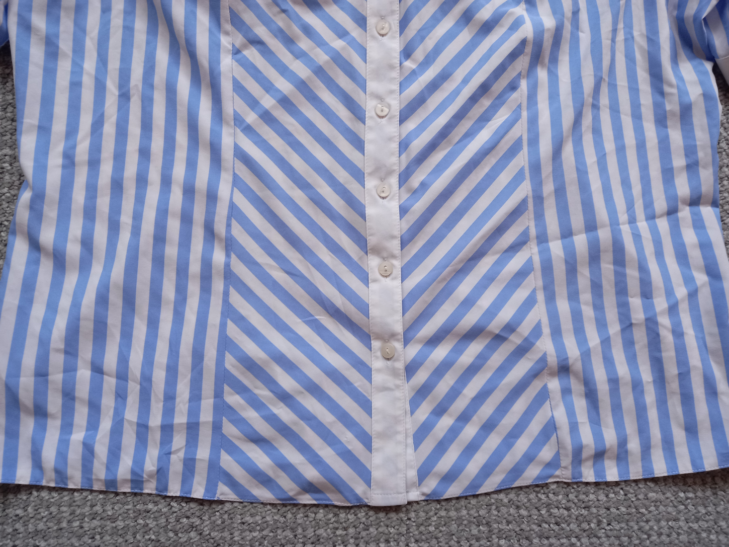Klassische Damen Bluse Kurzarm Größe 50 in Staßfurt  (Sachsen-Anhalt)