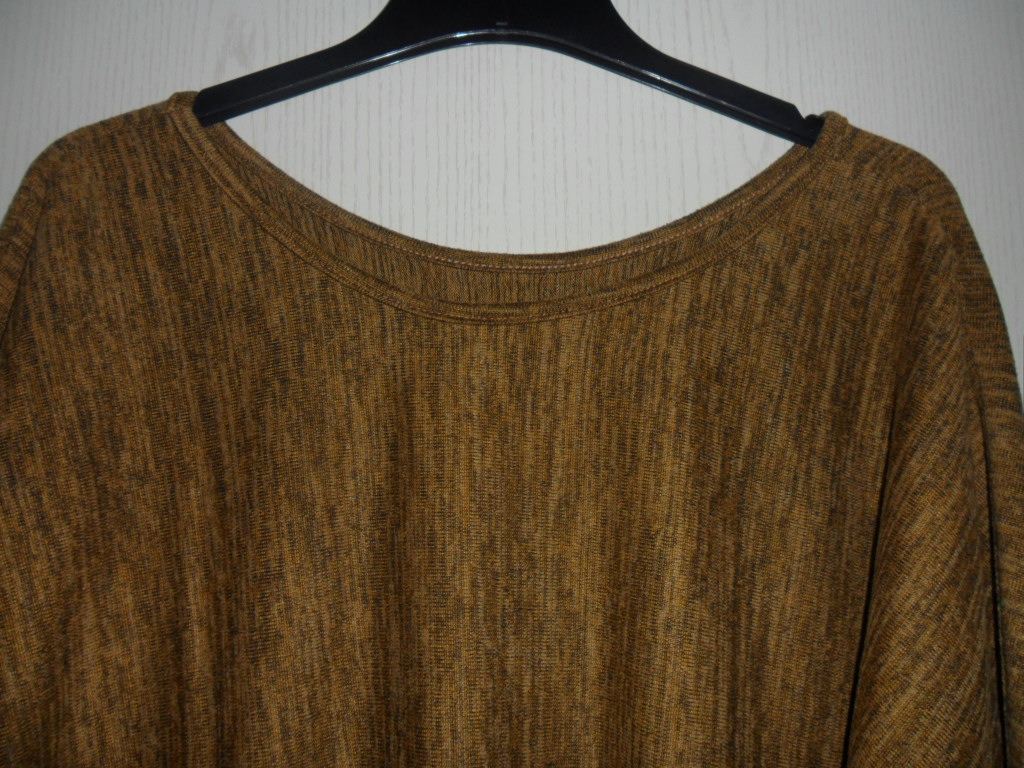Damen Pullover Größe 46 in 39446 Staßfurt (Sachsen-Anhalt)