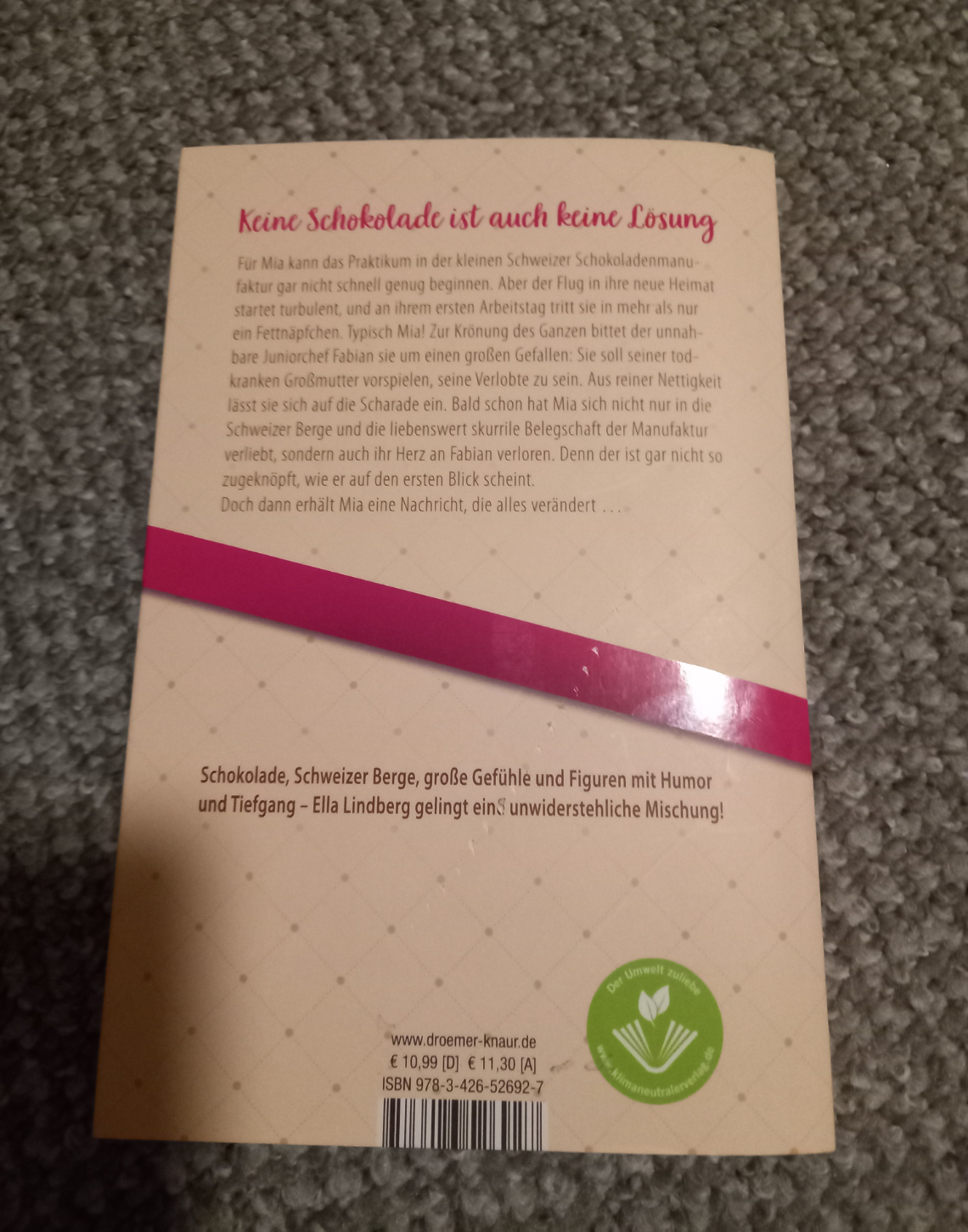 Buch von Ella Lindberg - Das Leben braucht mehr Schokoguss in 39446 Staßfurt (Sachsen-Anhalt)