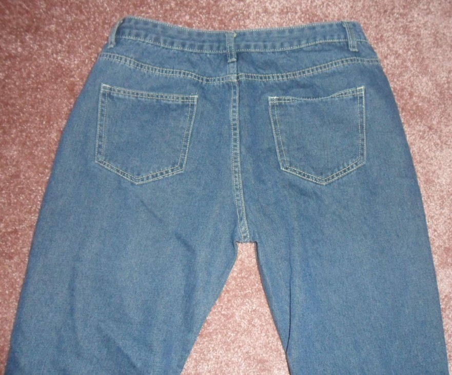 Damen Jeans in Blau im Destroyed Look, Größe XL in 39446 Staßfurt (Sachsen-Anhalt)