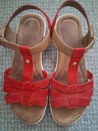 Damen Leder Sandaletten Größe 39 in 39446 Staßfurt (Sachsen-Anhalt)