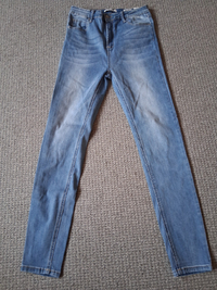 Damen Röhren Jeans, Größe L, High Waist in 39446 Staßfurt (Sachsen-Anhalt)